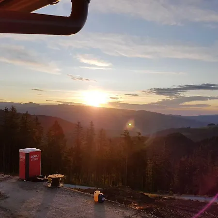 Murmeltier Am Klippitztoerl * Klippitztorl